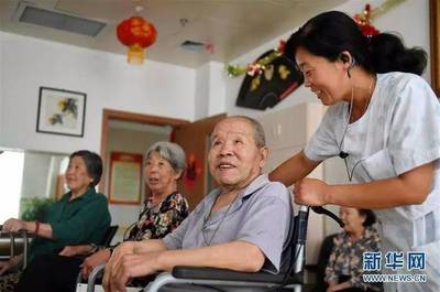 動態 | 人工智能、一帶一路 天大人兩會關鍵詞中的養老服務新視角